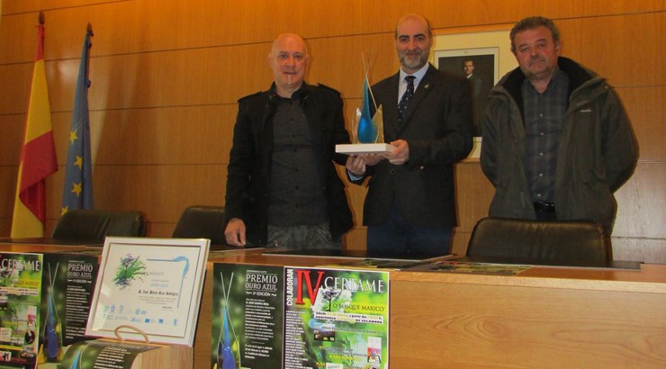 O enxeñeiro celanovés José Benito Reza recibe o premio “Ouro azul”