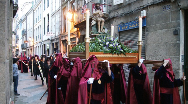 Ourense e Celanova prepáranse para vivir a Semana Santa