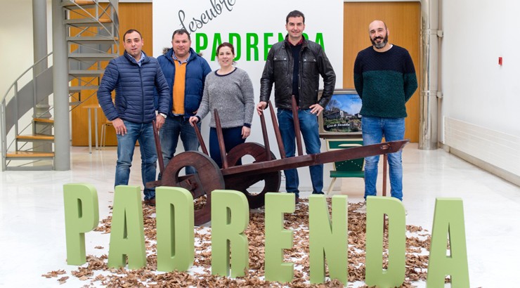 A exposición «Descubre Padrenda» amosa a riqueza paisaxística e histórica do municipio