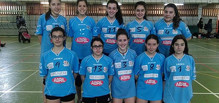 O Club Voleibol Ourense rematou segundo en Tive