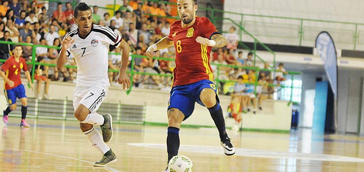 Ourense entregada á selección española de fútbol sala