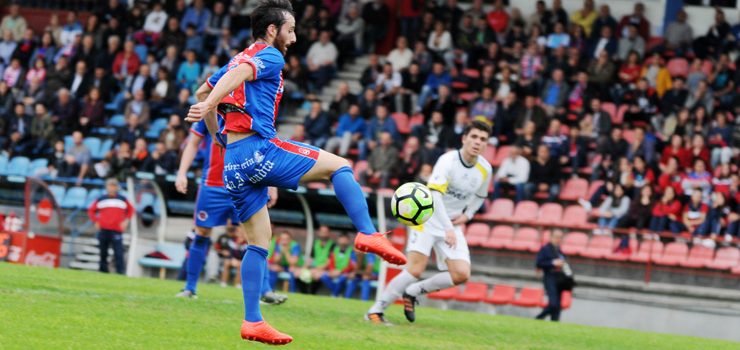 A UD Ourense recibe ao Antela