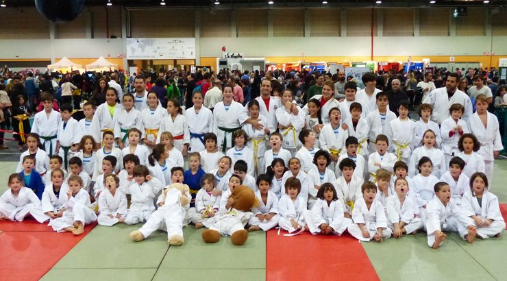 130 NENOS DE JUDO E JIU JITSU EN «MEGAXOVE»