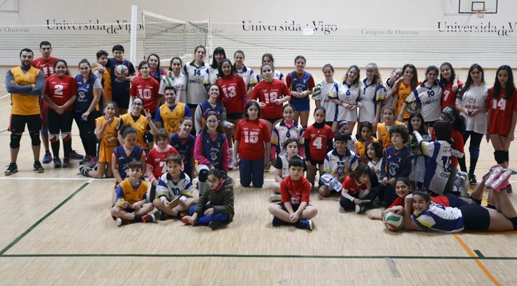 50 participantes en el torneo navideño de voleibol