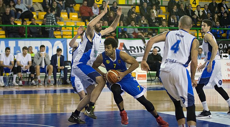 El primer tiempo lastra al COB