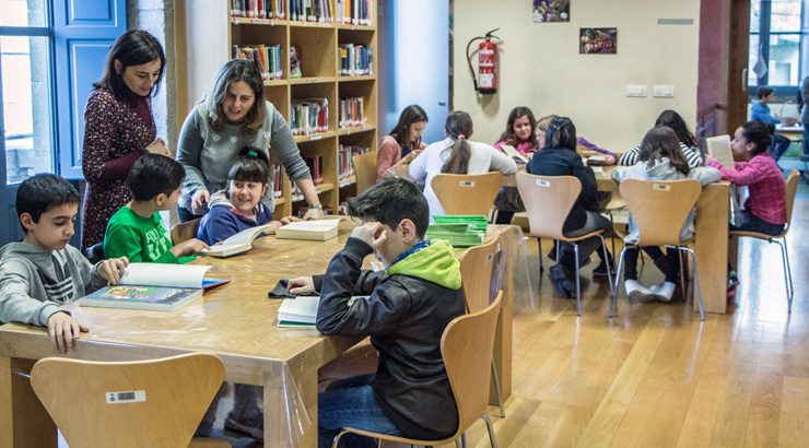 A Biblioteca de Verín optará a ser a máis comprometida socialmente