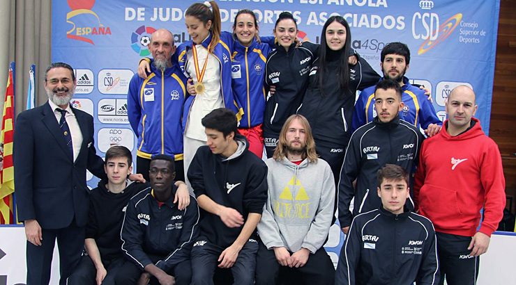 Sete medallas para o Artai no nacional de wushu