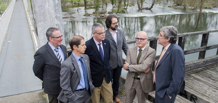 As obras de recuperación dunha senda fluvial mellorarán o acceso ao río Avia, en Leiro