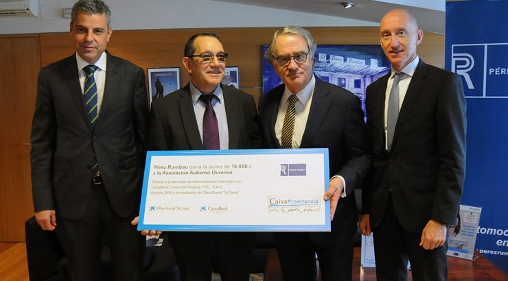 Pérez Rumbao e CaixaBank realizan unha doazón á Asociación Autismo Ourense