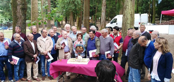 A Festa das parroquias rendeu homenaxe a presidentes e ex presidentes das AA.VV.