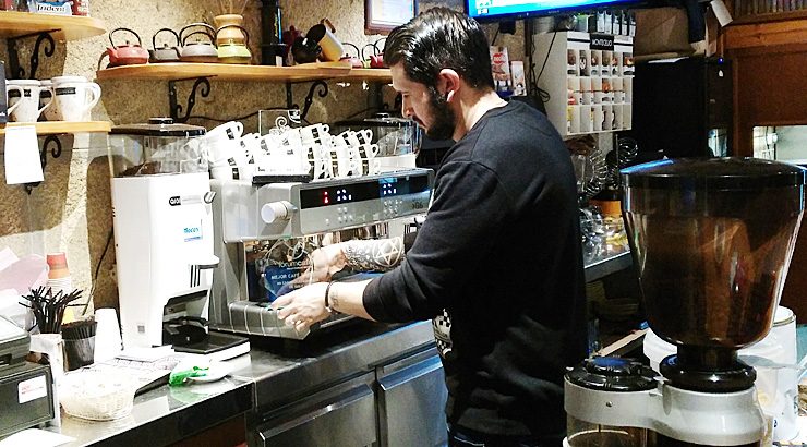 O carballiñés Javier Muradás representará a Galicia no nacional de baristas