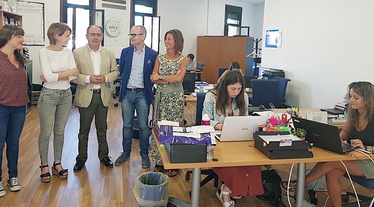 A Xunta concede 45.000 euros a APES Ourense