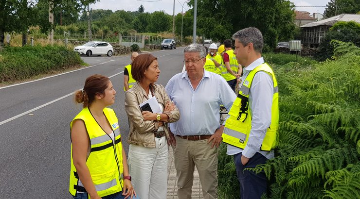 Inícianse as obras nas beirarrúas de Cea