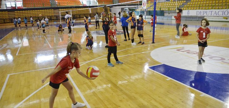 Comienzo de deporte escolar para el Club voleibol San Martiño