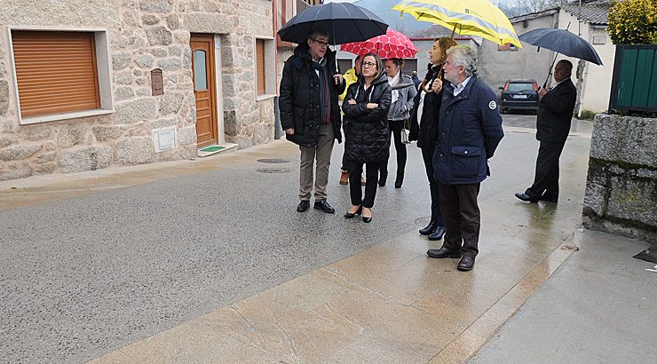 Leiro cambia de cara á rúa Casanova e o centro cívico