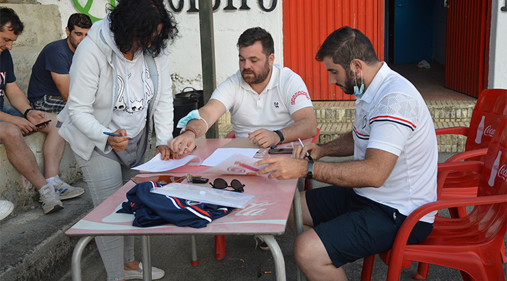 Convenio entre el Atlético Vilariño y el Club Cented Academy Football School