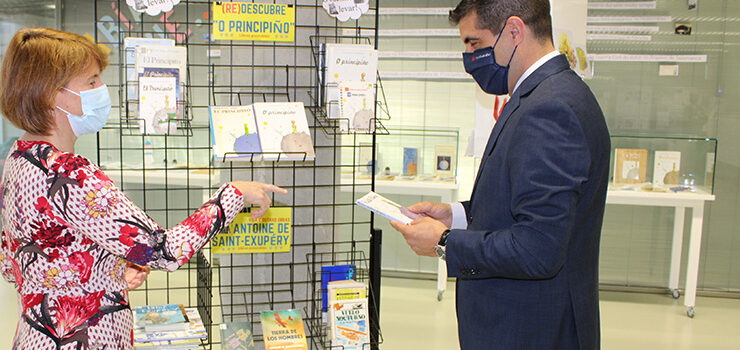 A biblioteca contará con obradoiros, contos e exposicións no mes de abril