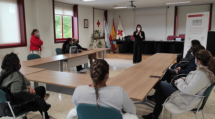 30 establecimientos de hostelería de Ourense colaboran con esta campaña del Plan de Empleo de Cruz Roja