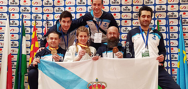 Anita Fernández se baña de bronce