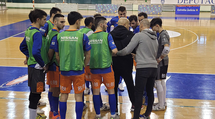 El Sala Ourense cae en el debut de Kike García