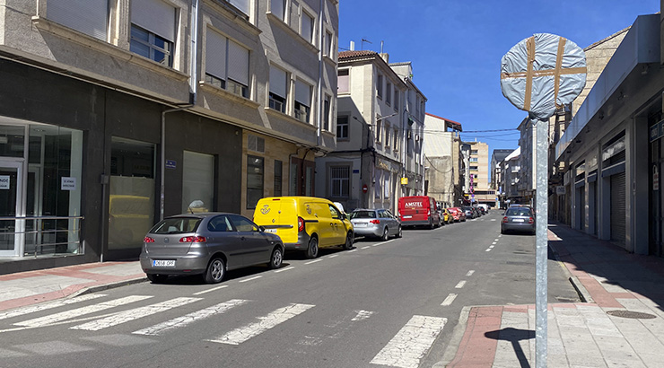 Cambio de dirección de circulación na Rúa Laureano Peláez de Verín