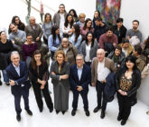 A Deputación recoñece o “labor esencial” das persoas coidadoras coa presentación dunha guía práctica de apoio en colaboración co Sergas