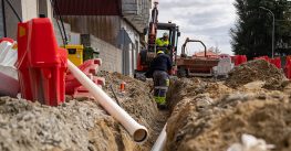 O Concello moderniza o abastecemento na avenida de Madrid