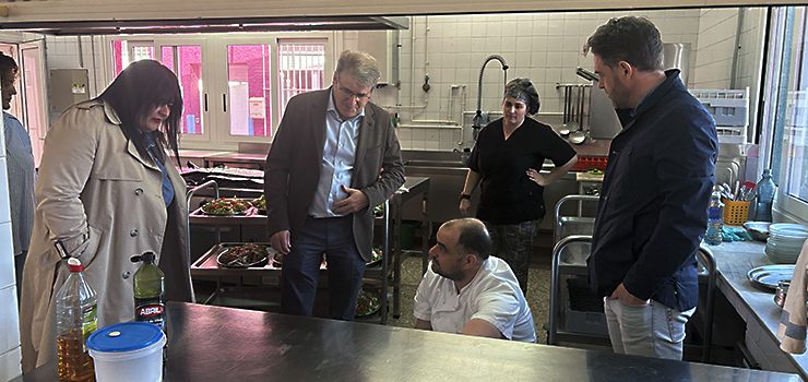 Melloras no colexio de Xuvencos, en Boborás