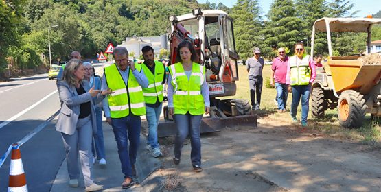 Comezan as obras na OU-402 en Reza