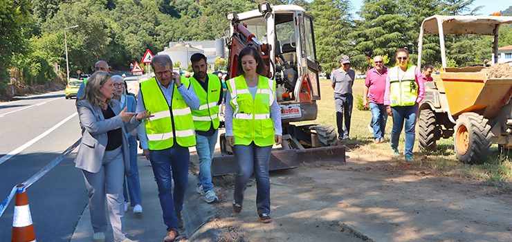 Comezan as obras na OU-402 en Reza