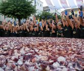 610 quilos de pulpo para a tapa máis grande