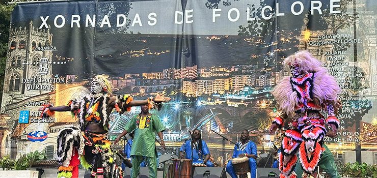 As Xornadas de Folclore levan a música do mundo a Entrimo e Castro Caldelas