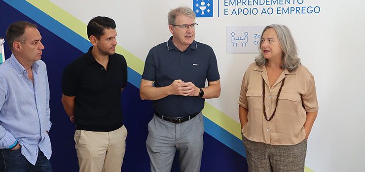 A Xunta reforza o apoio ao emprendemento en Ourense a través da Rede de Polos, que xa asesorou 1.400 proxectos A Xunta reforza o apoio ao emprendemento en Ourense a través da Rede de Polos, que xa asesorou 1.400 proxectos