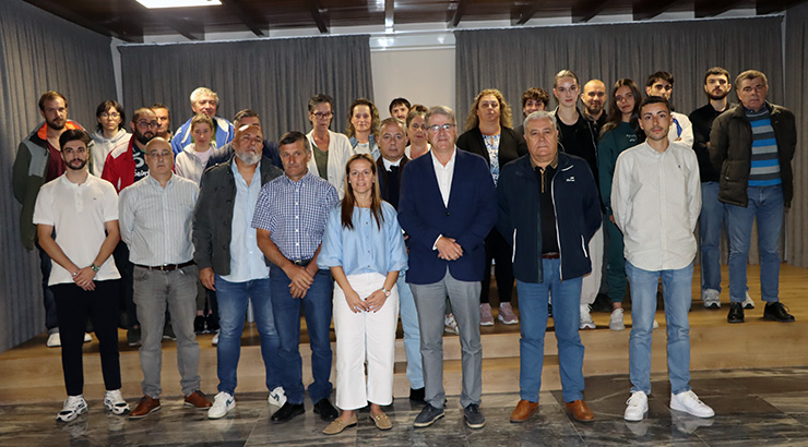 O obradoiro Portas do Xurés II formará 20 persoas desempregadas en albanelería e carpintería O obradoiro Portas do Xurés II formará 20 persoas desempregadas en albanelería e carpintería