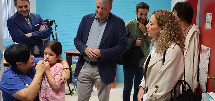 13 colexios da provincia participan no programa piloto de vacinación infantil fronte á gripe